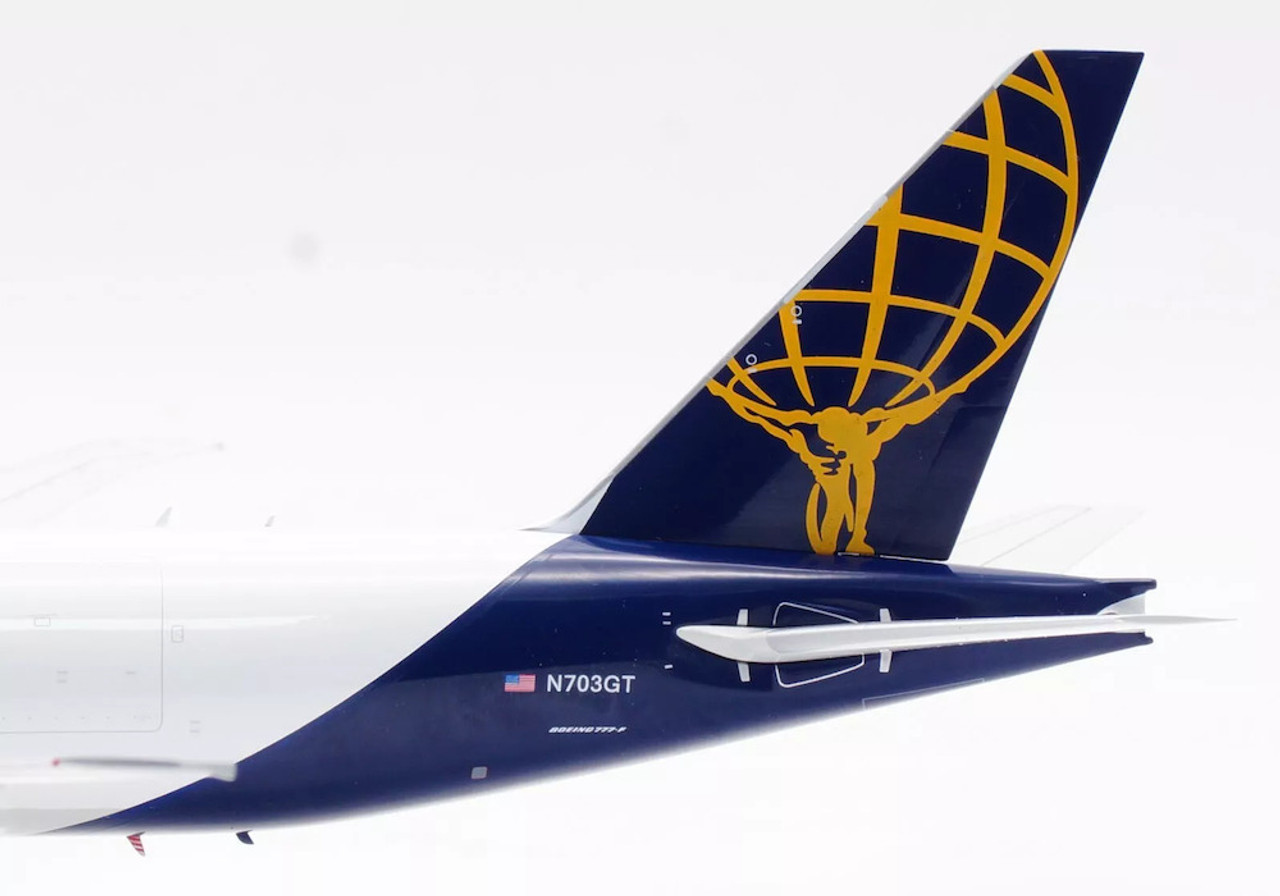 Inflight200 Atlas Air Boeing 777-F16 with stand IF777F5Y1024
