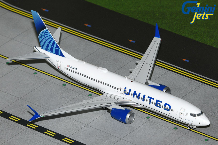 Gemini200 United Airlines B737 MAX 8 N17265 G2UAL1255 1:200