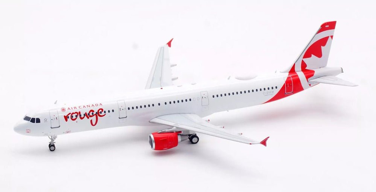Air Canada Rouge Airbus A321-211 C-GYFM with stand B-321