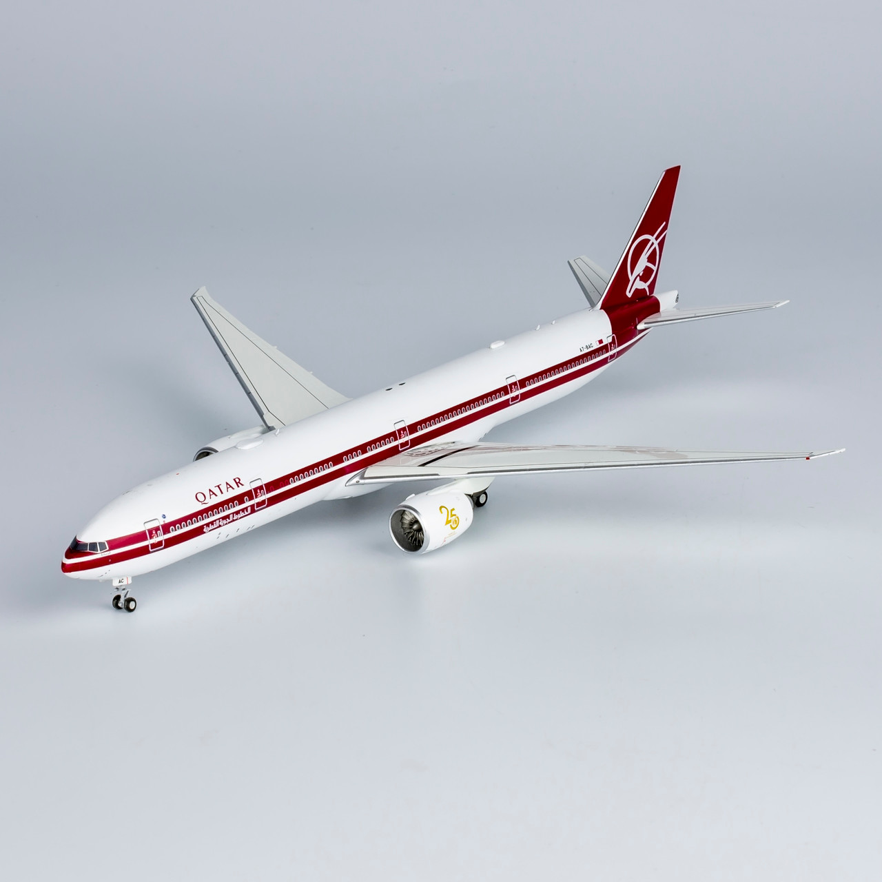 カタール航空　777-300ER A7-BAF NG Model 1/400 Qatar Airways Boeing 777-300ER A7-BAF One World NG Model