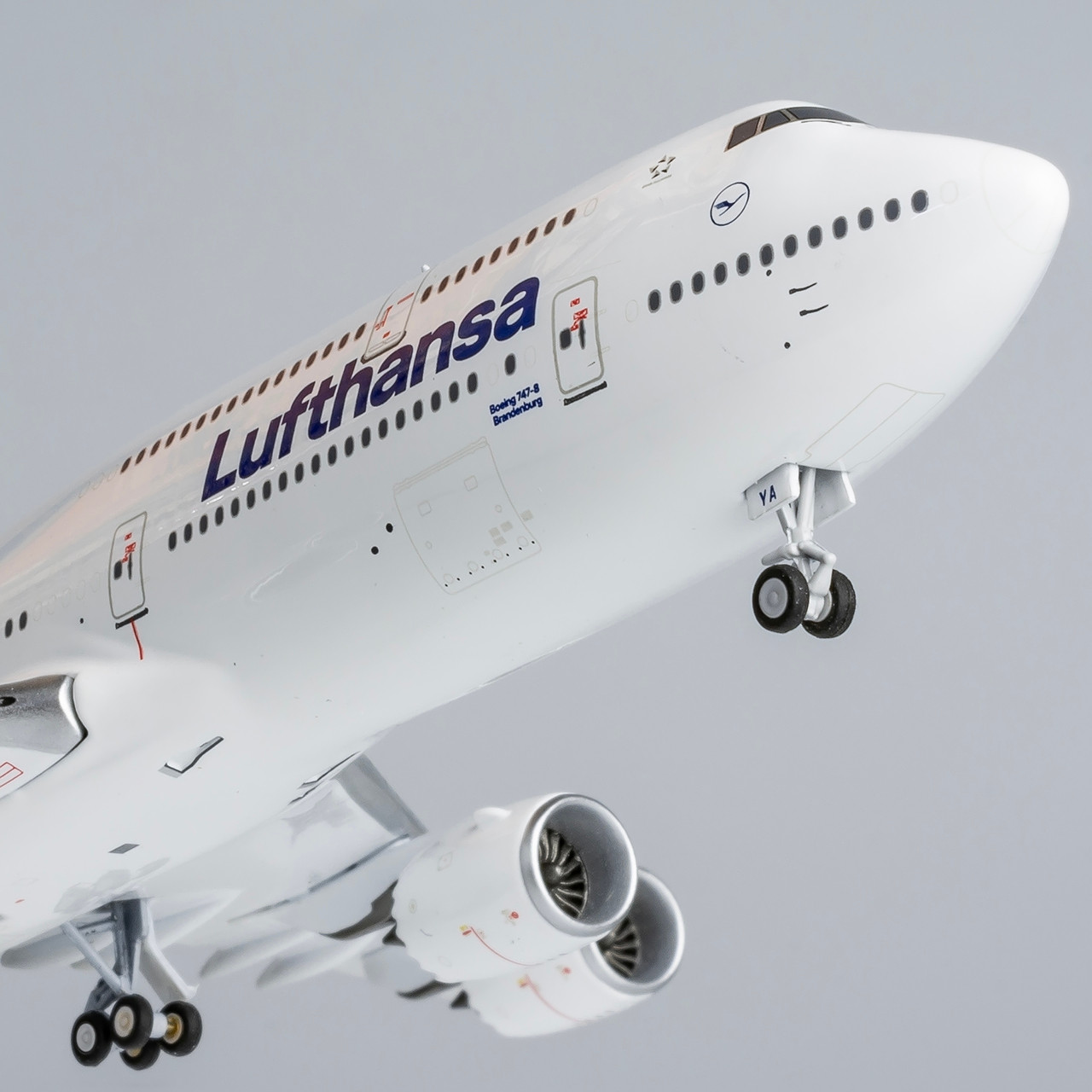 NG Models Lufthansa 747-8 n/c D-ABYA 78027 1:400
