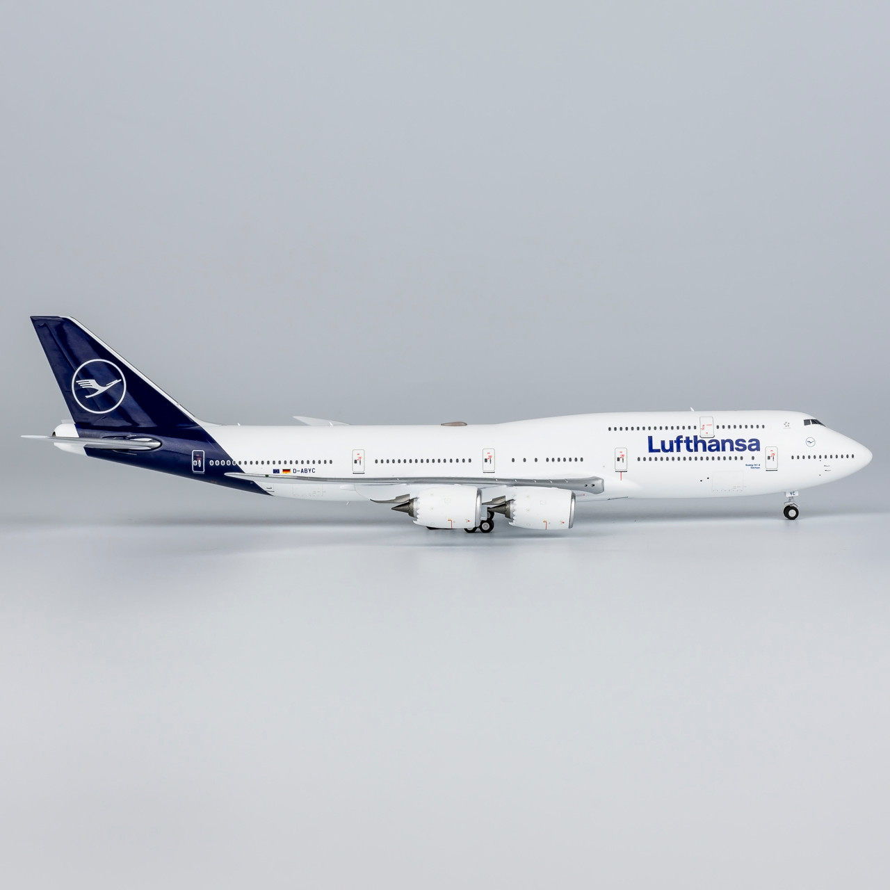 NG Models Lufthansa 747-8 n/c D-ABYC 78028 1:400