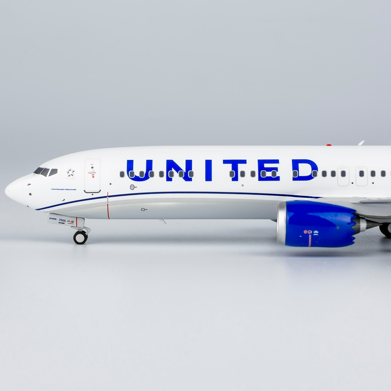 United Airlines 737 MAX 9 N37555 Blue Evolution livery; with metal