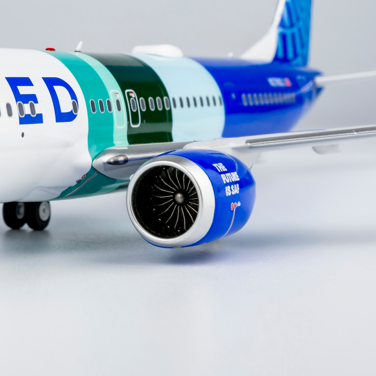 NG Models United Airlines 737 MAX 10 N27602 without