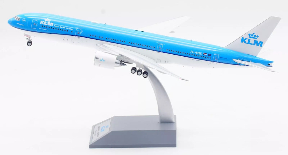 Inflight200 KLM - Royal Dutch Airlines Boeing 777-206/ER PH-BQD