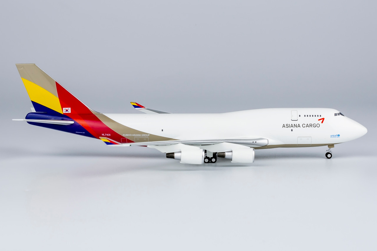 NG Lite Asiana Airlines 747-400BDSF HL7421 AAR008 1:400