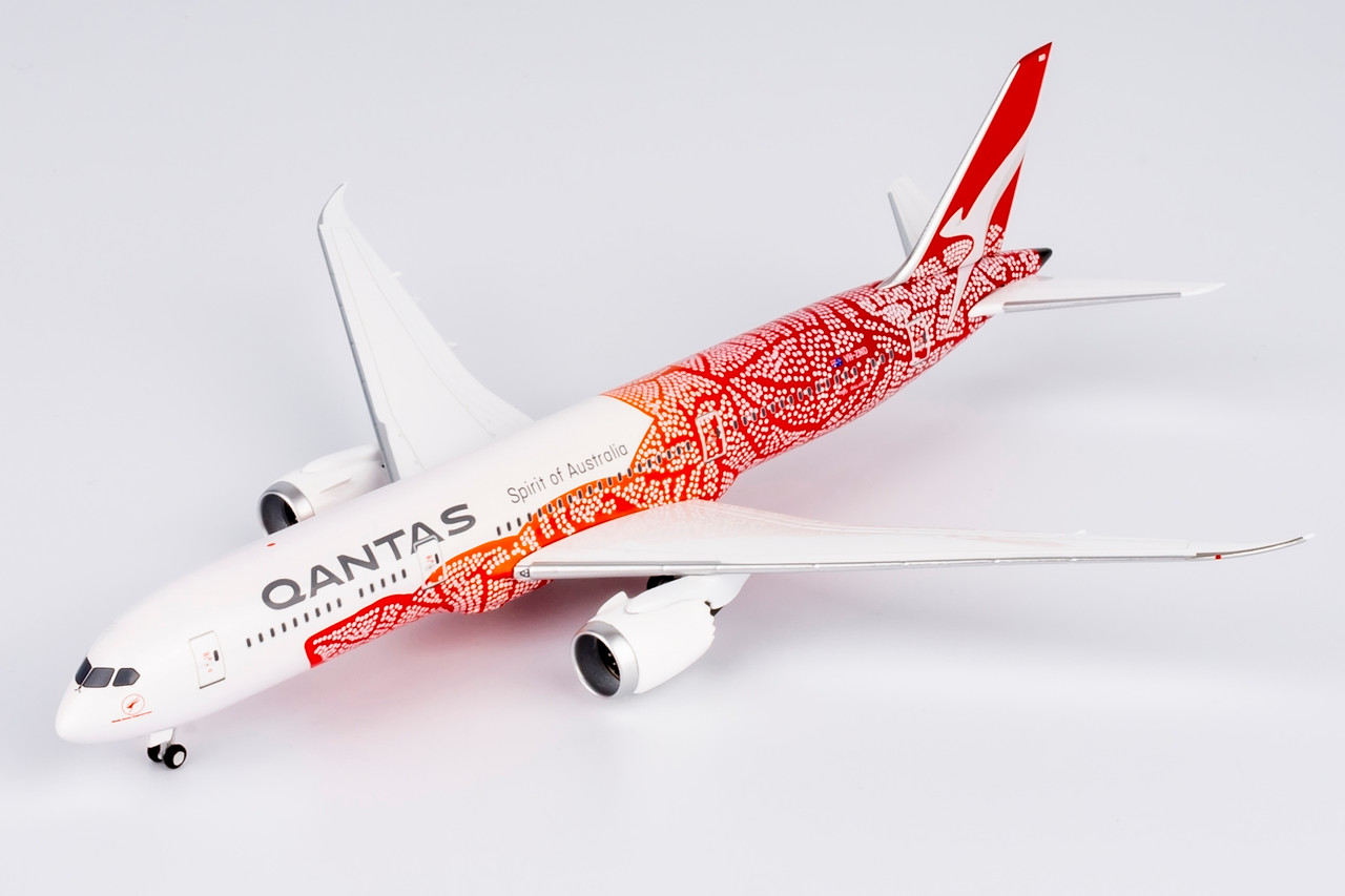 SKY MARKS Qantas レッドモデル Amazon.com: Skymarks QANTAS 747-400 1/100 NO Gear SKR9501