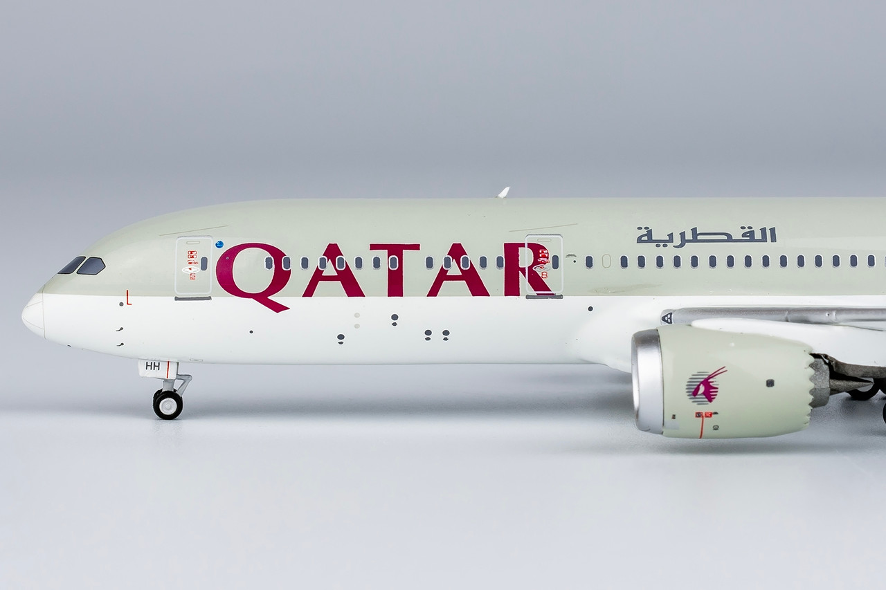 NG Model Qatar Airways 787-9 Dreamliner A7-BHH 55106 1:400