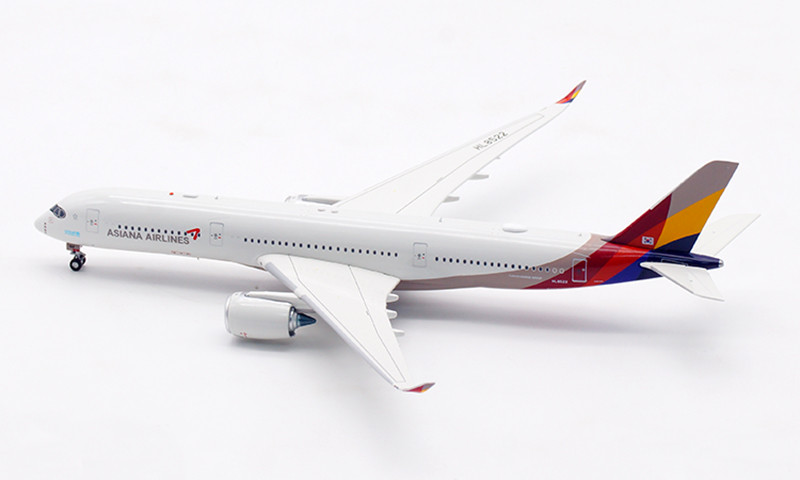 Aviation400 Asiana Airlines Airbus A350-941 HL8522 detachable gear