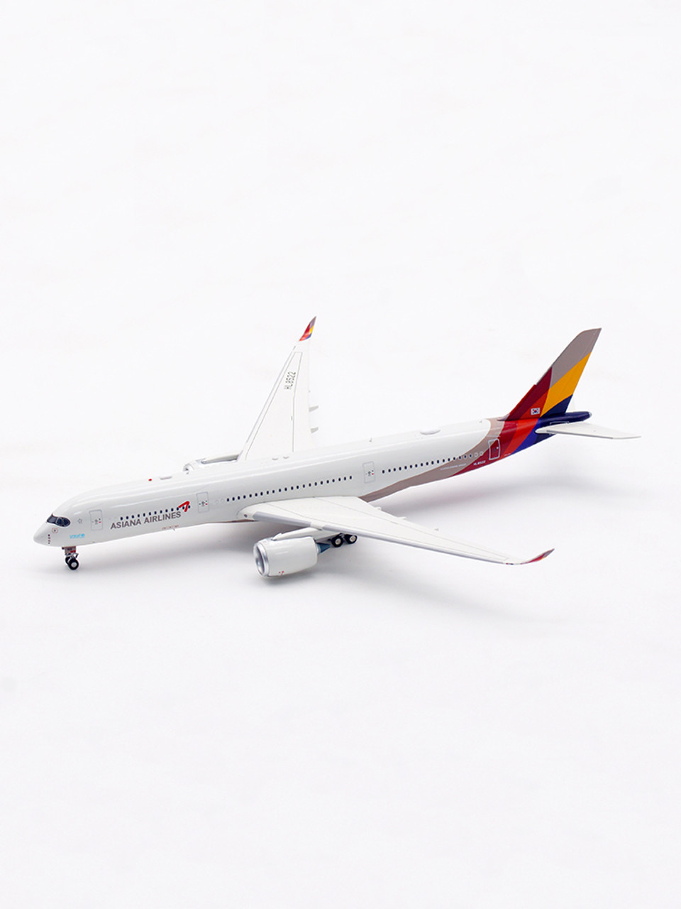 Aviation400 Asiana Airlines Airbus A350-941 HL8522