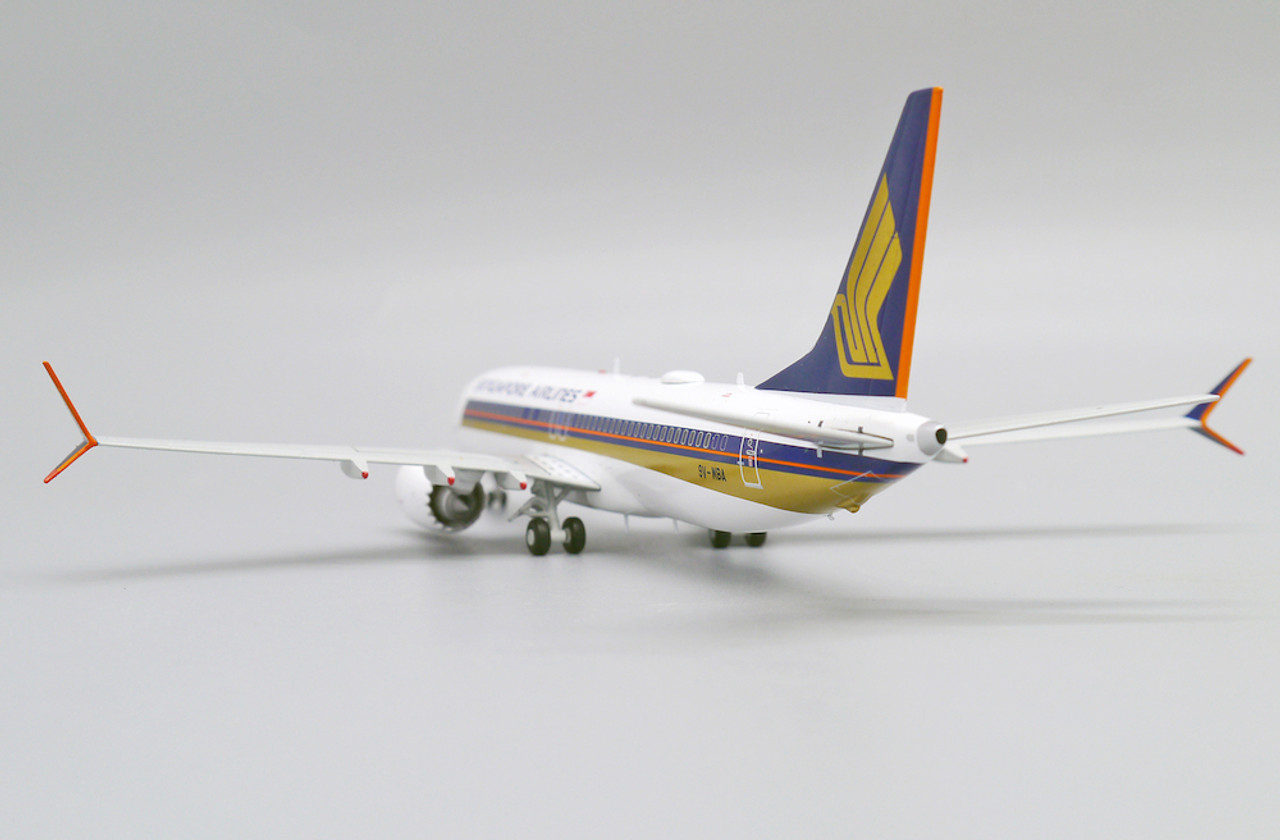シンガポール航空 737MAX8 9V-MBA 1/200 JC Wings Singapore Airlines Boeing 737 MAX 8 Reg: 9V-MBA