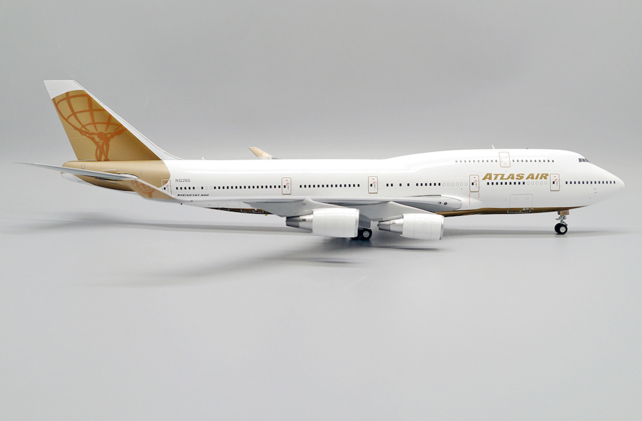 1/400 ATLAS AIR B747-230B ドラゴンエアノーズ 1/400 ATLAS AIR B747-230B ドラゴンエアノーズ Amazon.com
