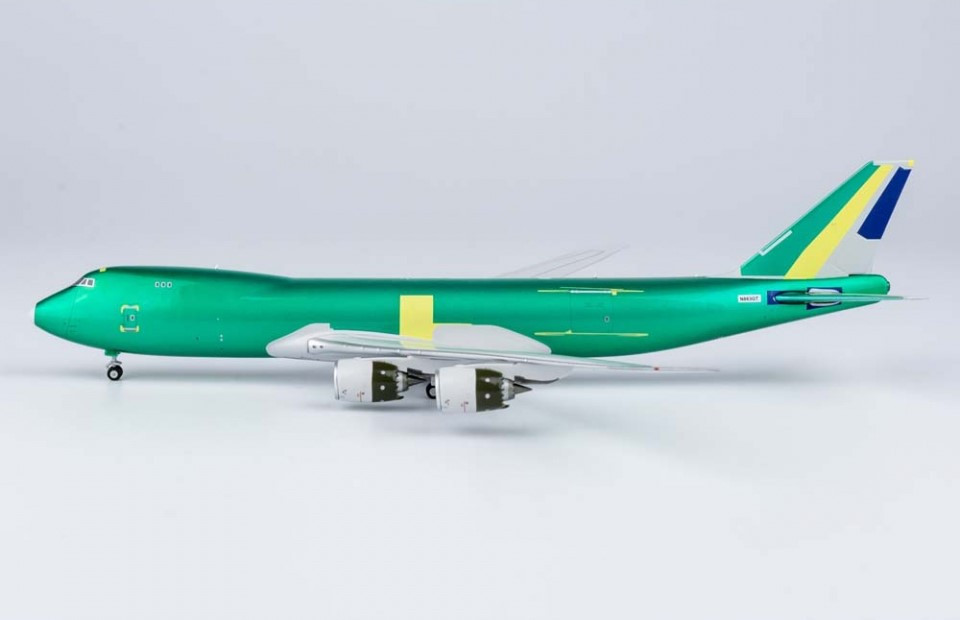 NG Model Atlas Air 747-8F the last 747 in bare metal livery