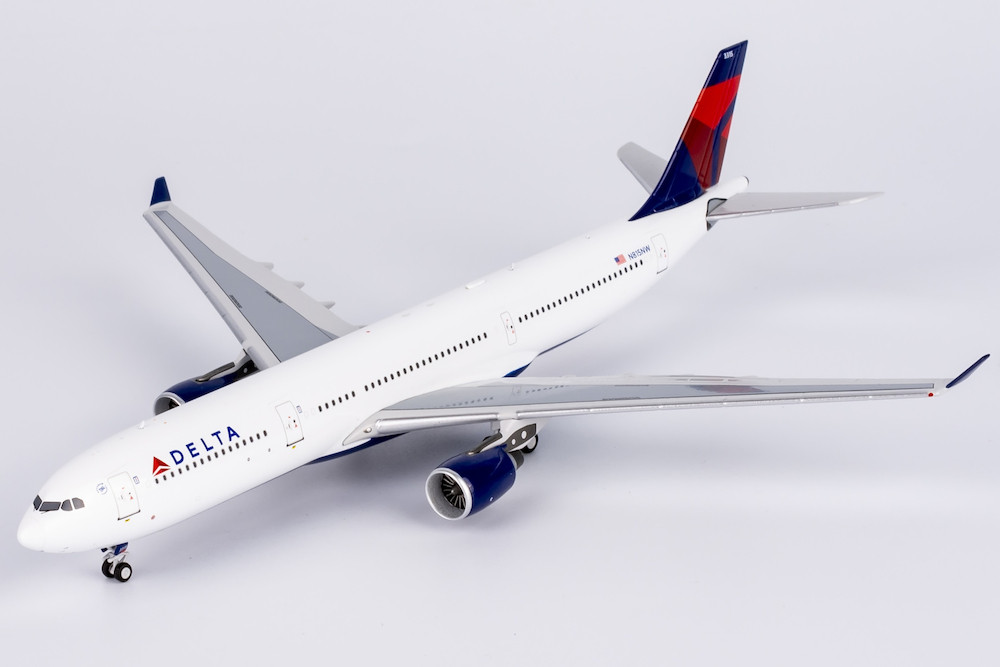 NG Model Delta Air Lines A330-300 N815NW 62068 1:400