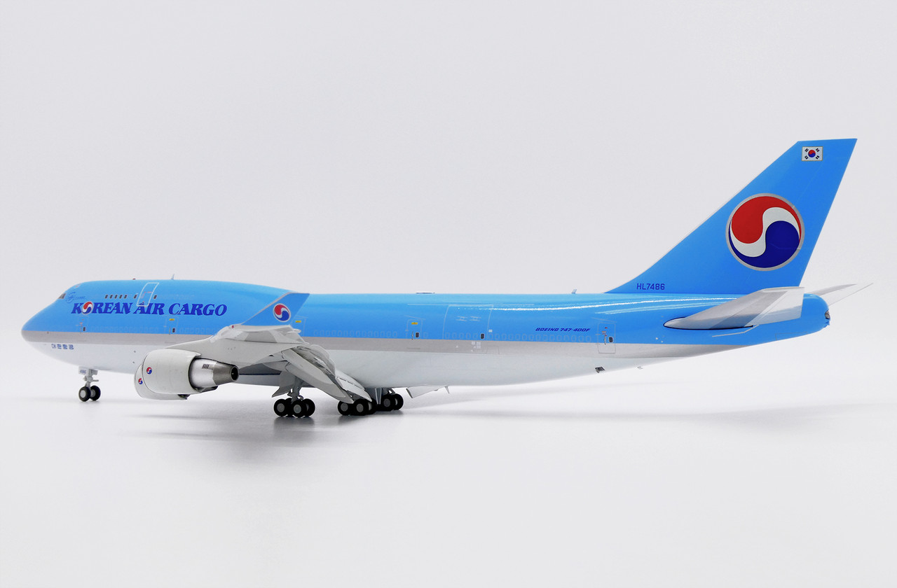JC Wings Korean Air Cargo Boeing 747-400BCF Reg: HL7486 