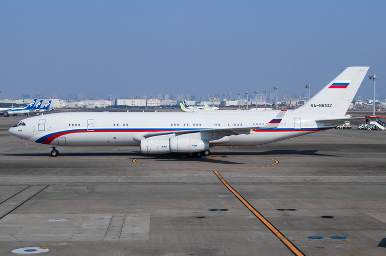 Phoenix Model Russian Air Force Il-96-400 RA-96102 11994 1:400
