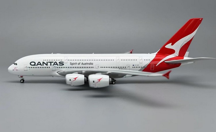 Phoenix Model Qantas A380 VH-OQF 04642 1:400