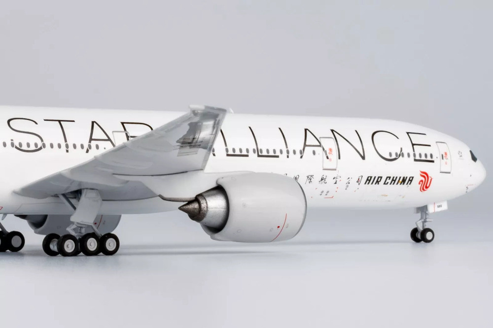 NG Model Air China 777-300ER B-2032 Star Alliance 73061 1:400