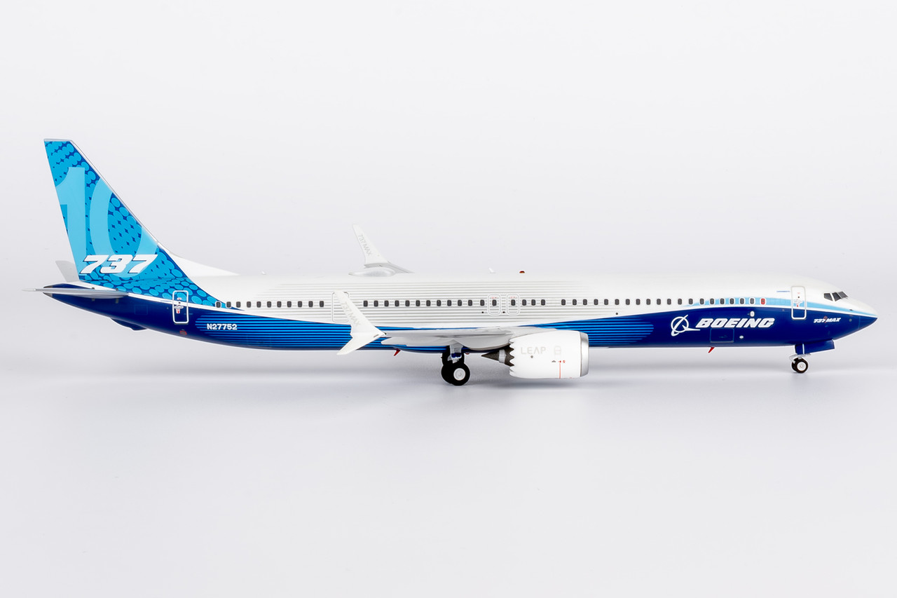 NG Model The Boeing Company 737 MAX 10 N27752 with stand 95006