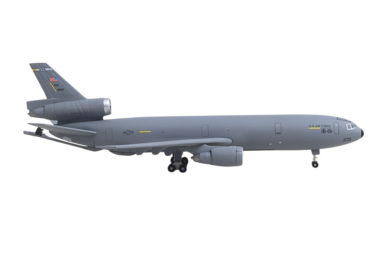 Herpa Wings United States Air Force McDonnell Douglas KC-10 60th