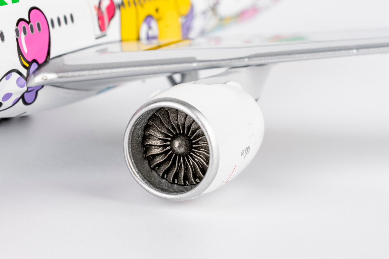 NG Model Eva Airways 777-300ER B-16740 HELLO KITTY “Candy Jet