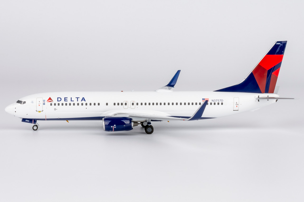 Delta Air Lines 737-800/w N3757D with stand 08061 1:200