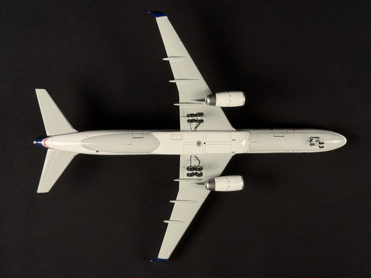 アメリジェット・インターナショナル 757-200F N818NH 1/200 アメリジェット・インターナショナル 757-200F N818NH 1/200