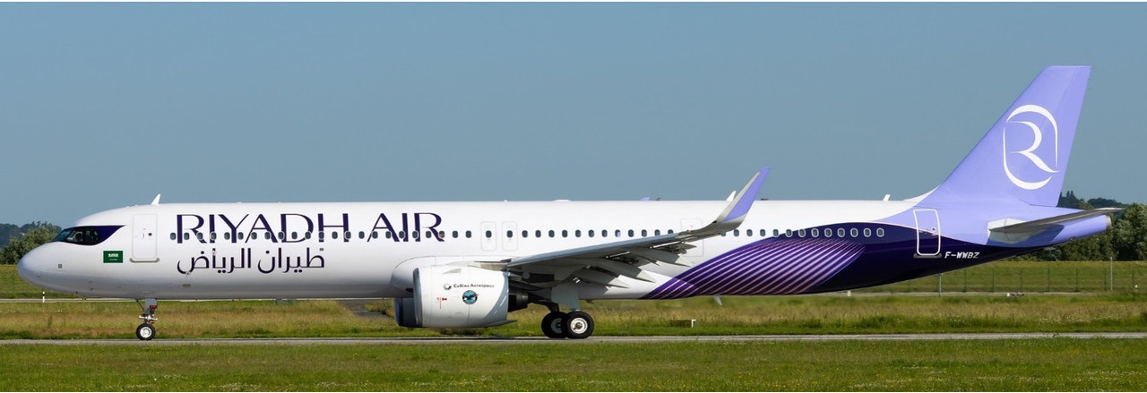 JC Wings Riyadh Air Airbus A321XLR Reg: F-WWBZ With Antenna
