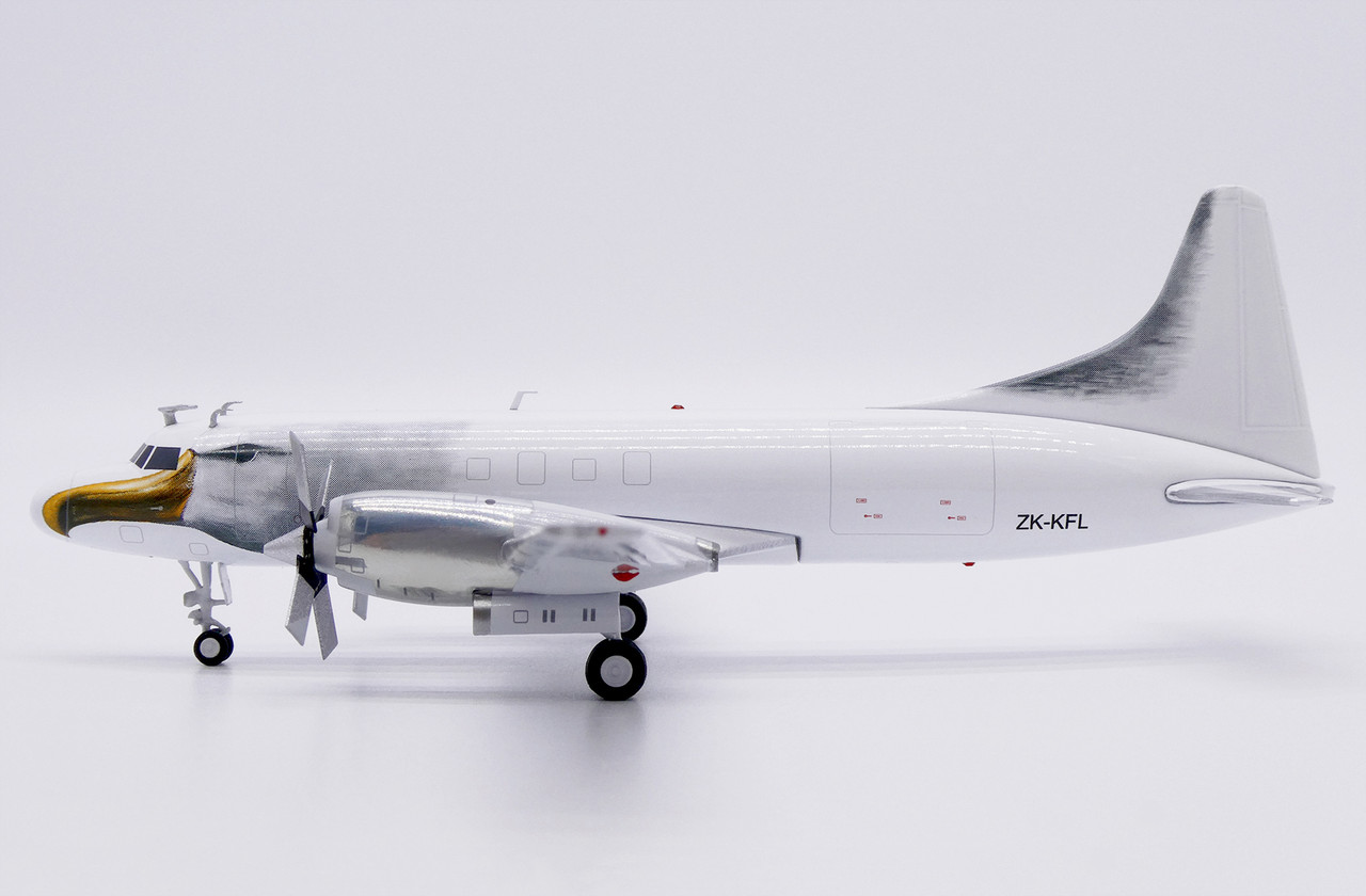 JC Wings Air Chathams Convair CV-580(F) 