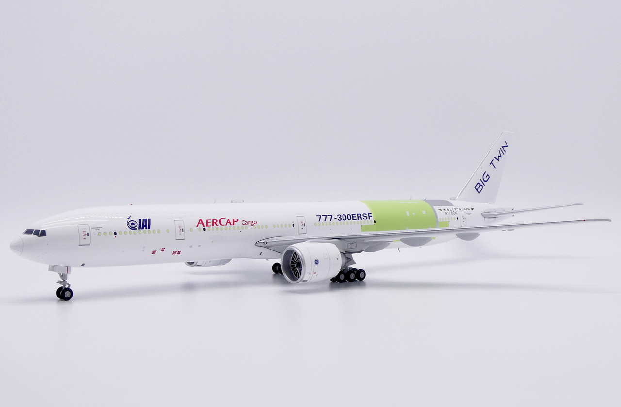 JC Wings Kalitta Air Boeing 777-300ER(SF) N778CK LH2457 Scale 1:200