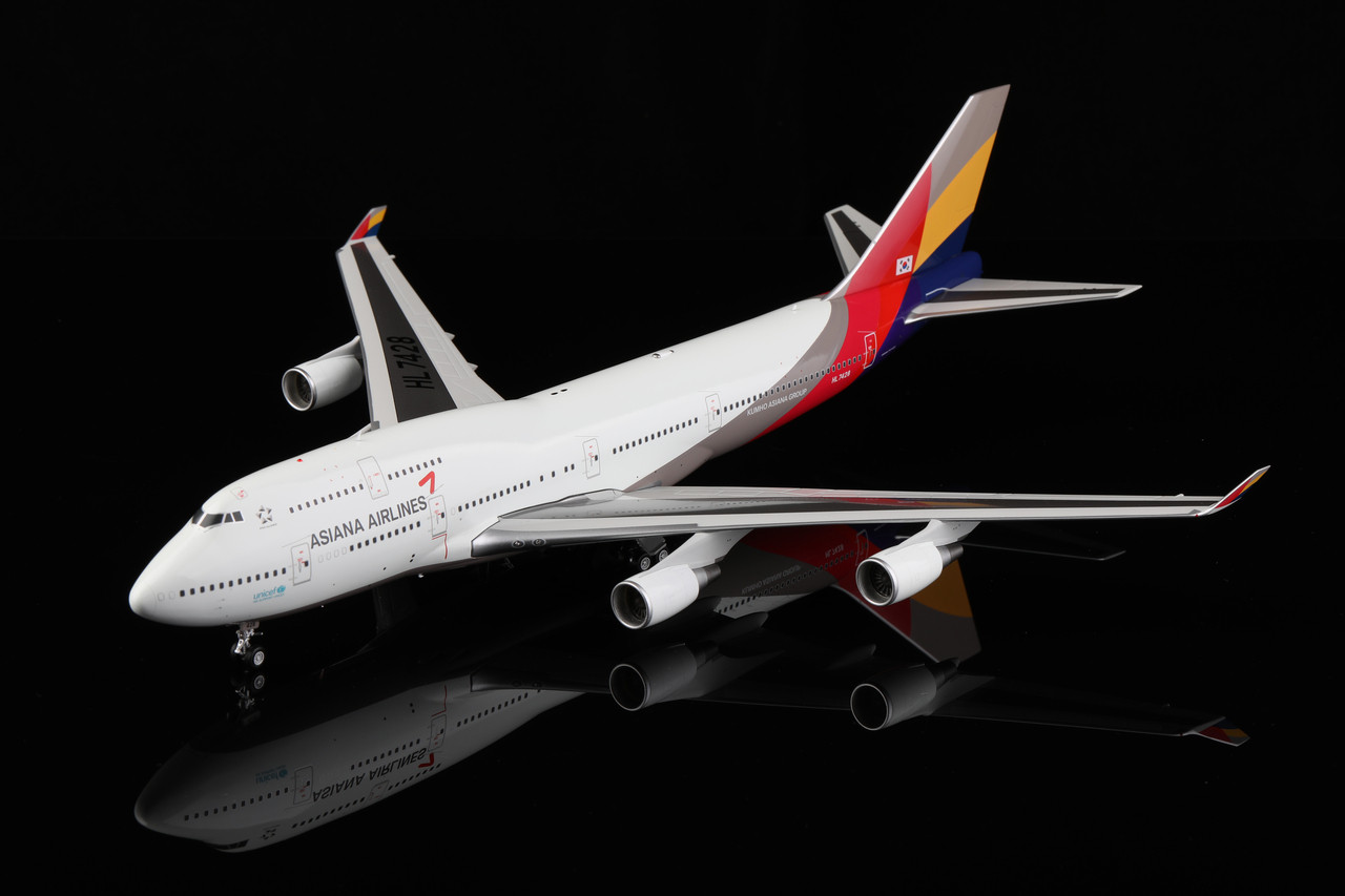 SQ Wings Asiana Airlines Boeing 747-400 HL7428 Last Asiana
