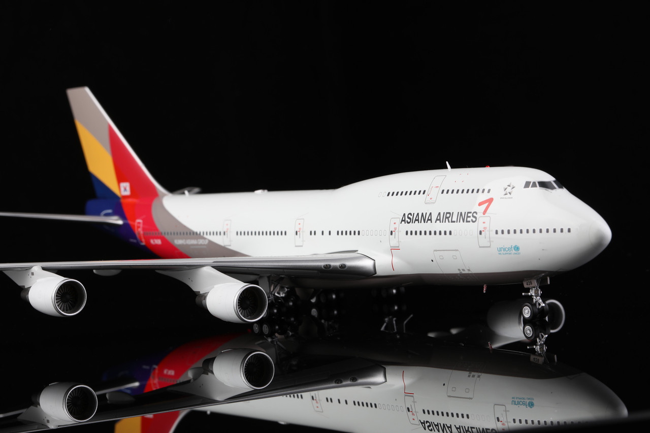 SQ Wings Asiana Airlines Boeing 747-400 HL7428 Last Asiana