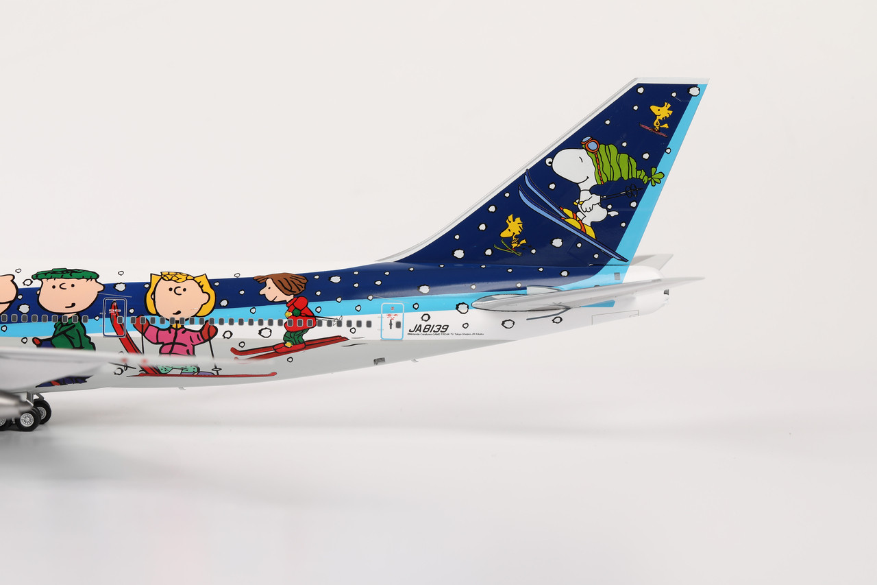 全日空　スヌーピー　飛行機模型 ANA 全日空 スヌーピー号 ボーイング Boeing B747-200 SNOOPY