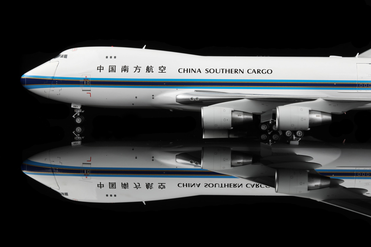 SQ Wings China Southern Airlines Boeing 747-400F B-2461