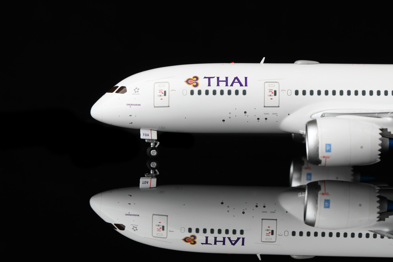 SQ Wings Thai Airways Boeing 787-8 HS-TQA L2030 Scale 1:200
