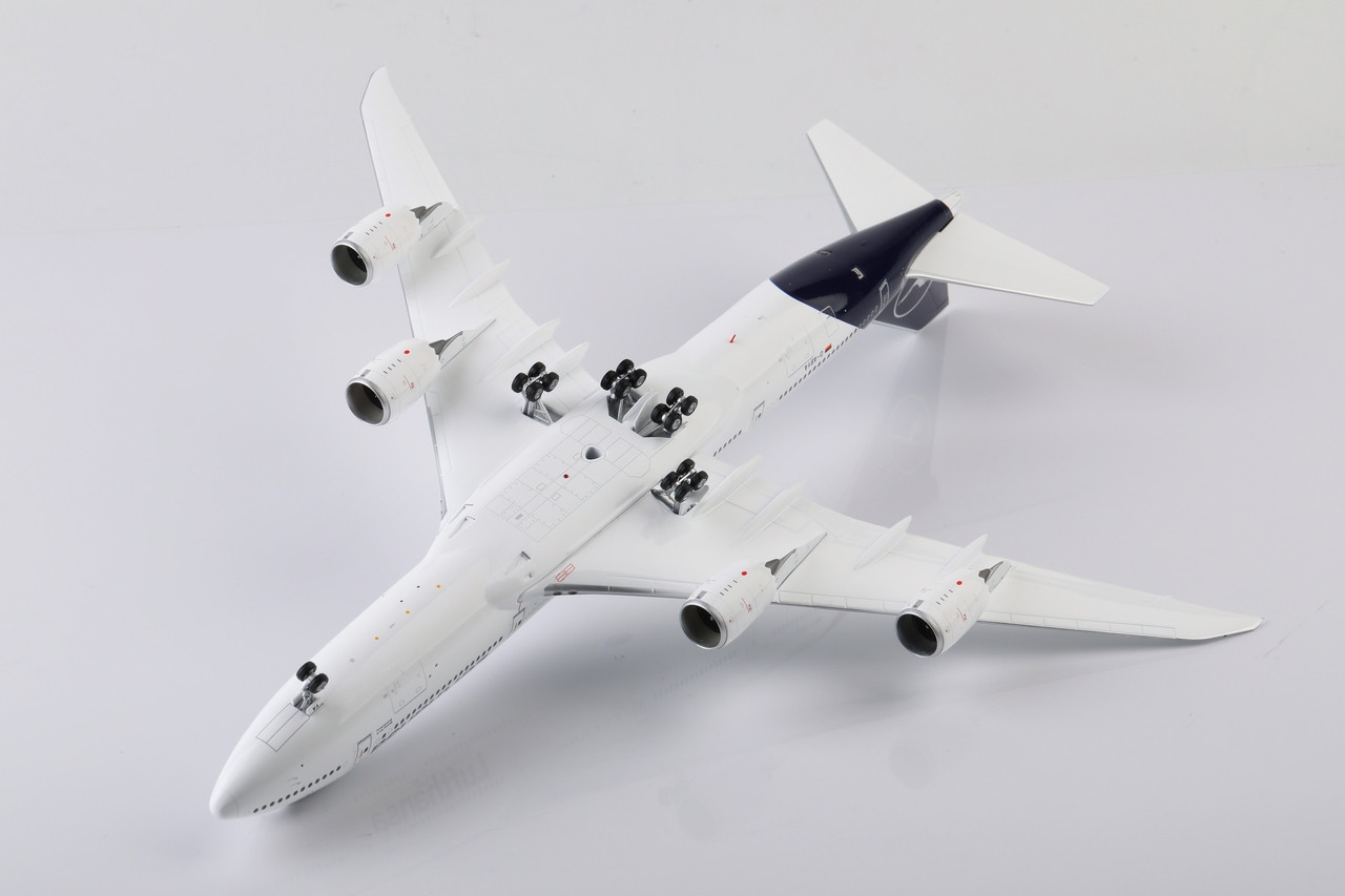 SQ Wings 1:200 ルフトハンザドイツ航空 B747-8 D-ABYA SQ Wings 1:200 Lufthansa Airlines Boeing 747-8 Diecast