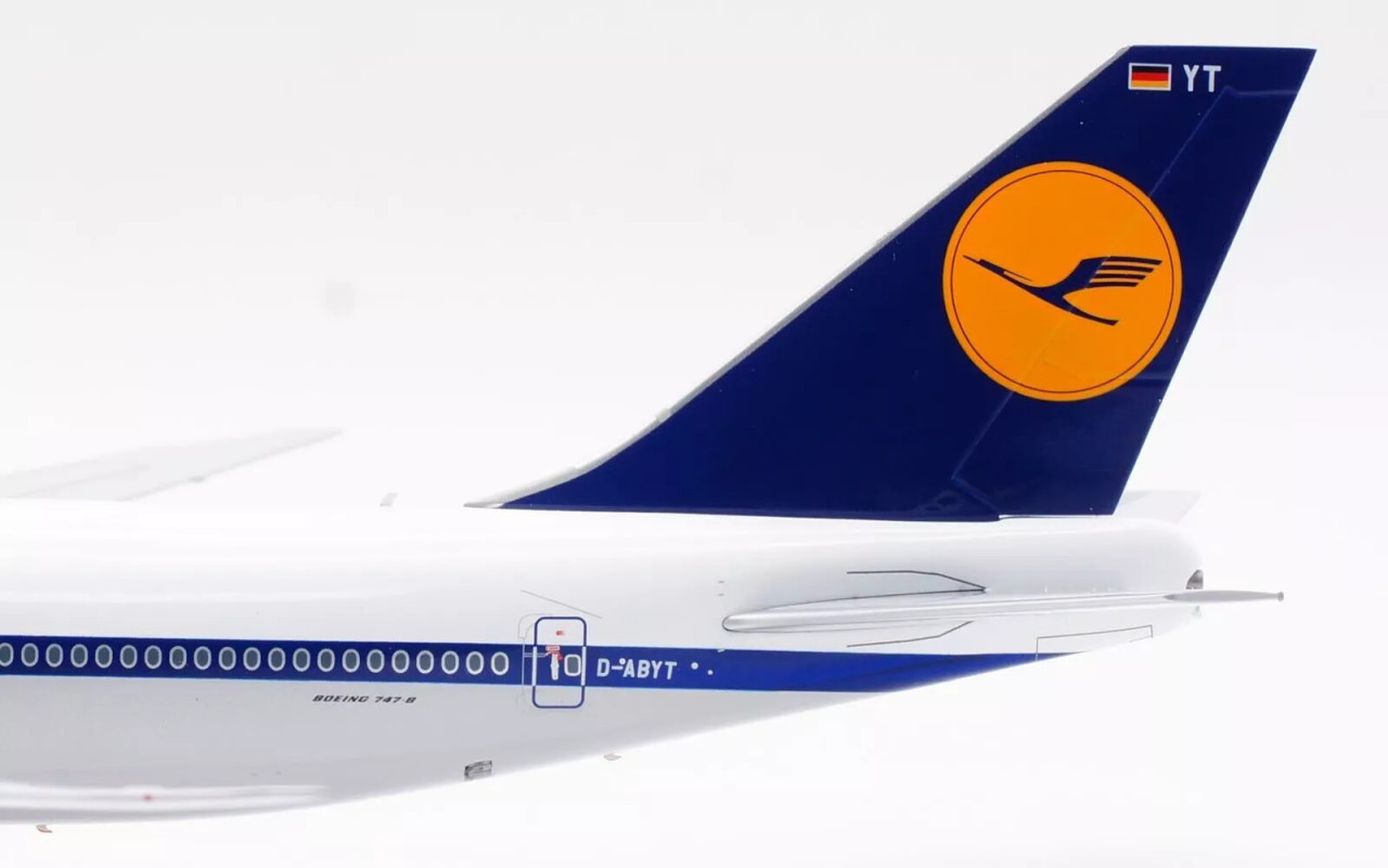 航空機・ヘリコプター SQ Wings 1:200 Lufthansa B747-8 D-ABYT SQ Wings Lufthansa Boeing 747-8 D-ABYT L2056 Scale 1:200