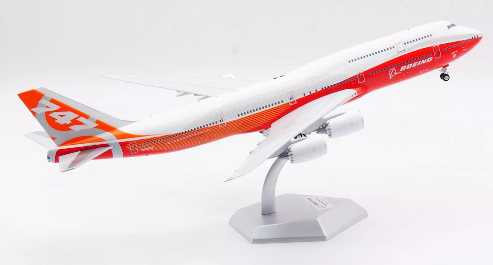 SQ Wings Boeing Boeing 747-8 N6067E L2073 Scale 1:200