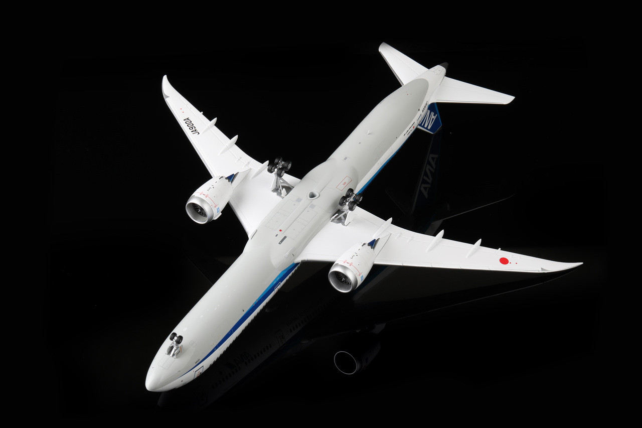 JAL JA844JA 1/200 SQ Wings JAL A350-1000XWB JA01WJ 1:200 Scale JC