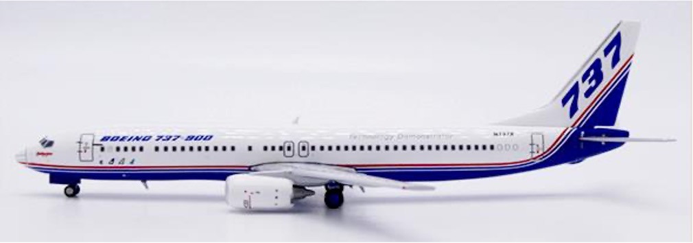 JC Wings Boeing House Color 737-900 