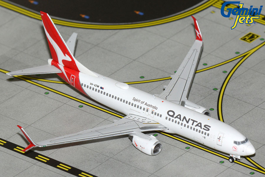 Gemini Jets Qantas Airways B737-800S VH-VZW GJQFA2371 Scale 1:400