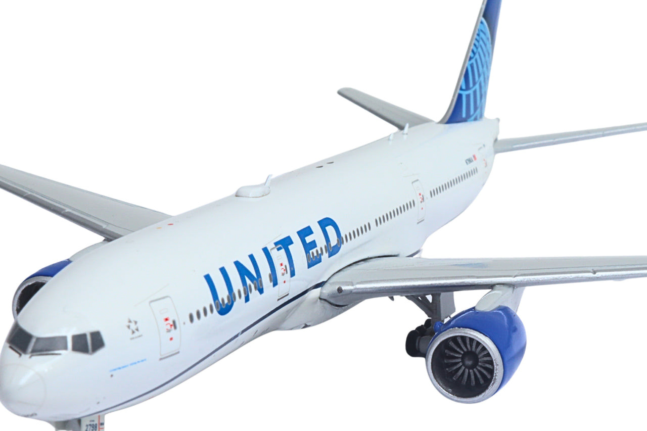 Gemini Jets United Airlines B777-200ER N798UA GJUAL2230 Scale 1:400