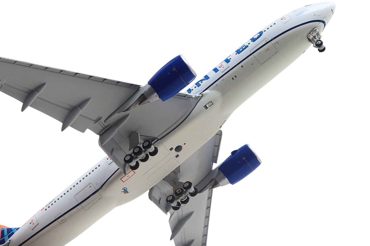 Gemini Jets United Airlines B777-200ER N798UA flaps down