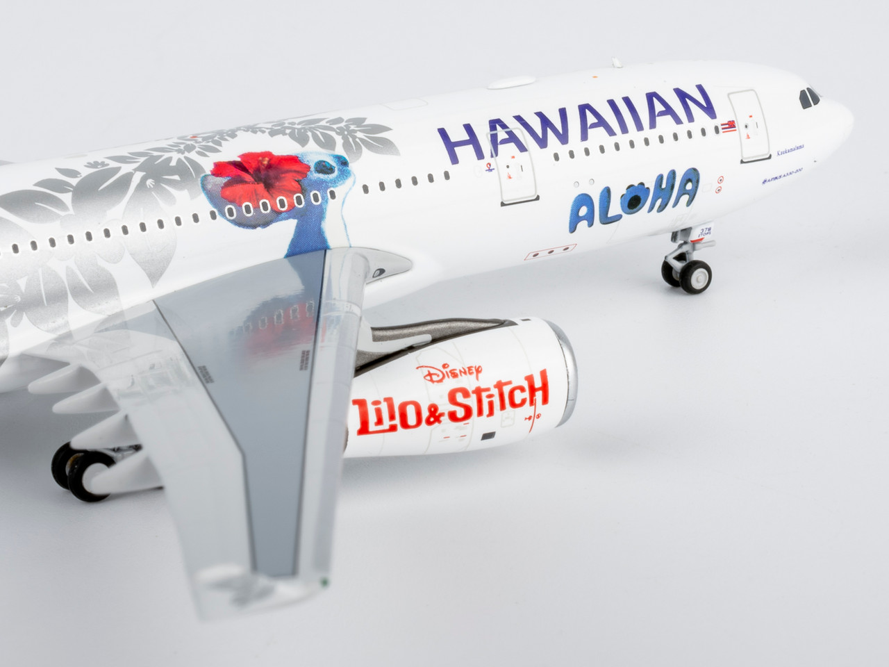 HAWAIIAN AIRLINES A330-200 リロアンドスティッチ Hawaiian Airlines and Disney's Lilo & Stitch Embark on a Playful