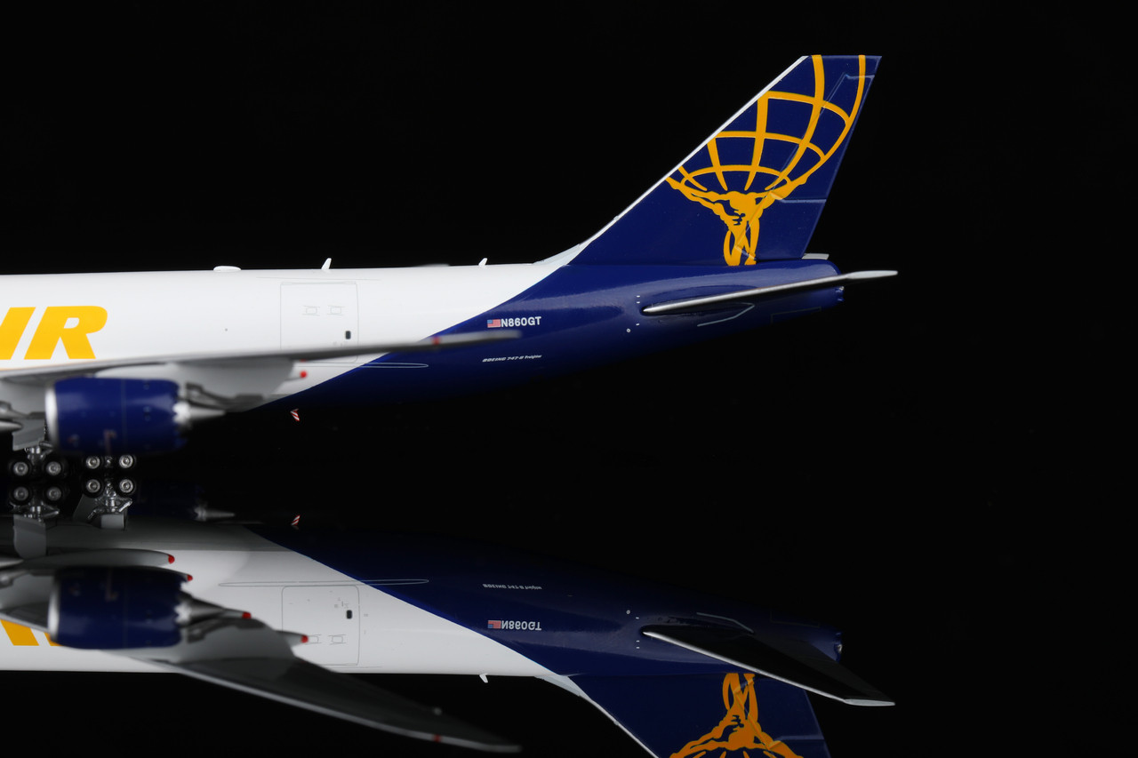 HX Models Atlas Air Boeing B747-8F N860GT Standard Version B632205