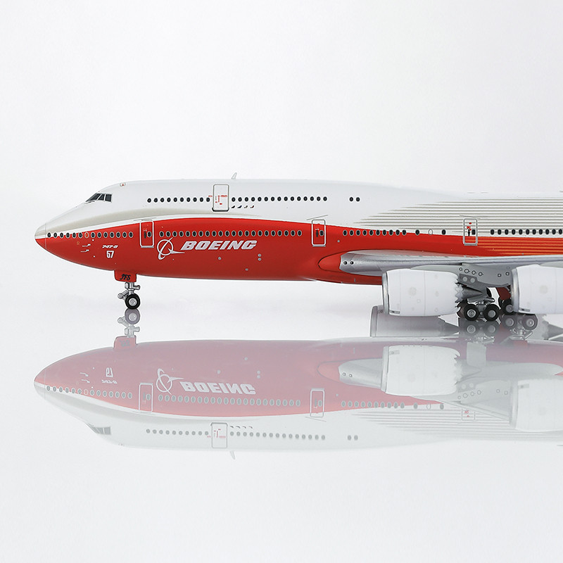 HX Models 1:400 ハウスカラー B747-8 HX Models 1:400 ハウスカラー