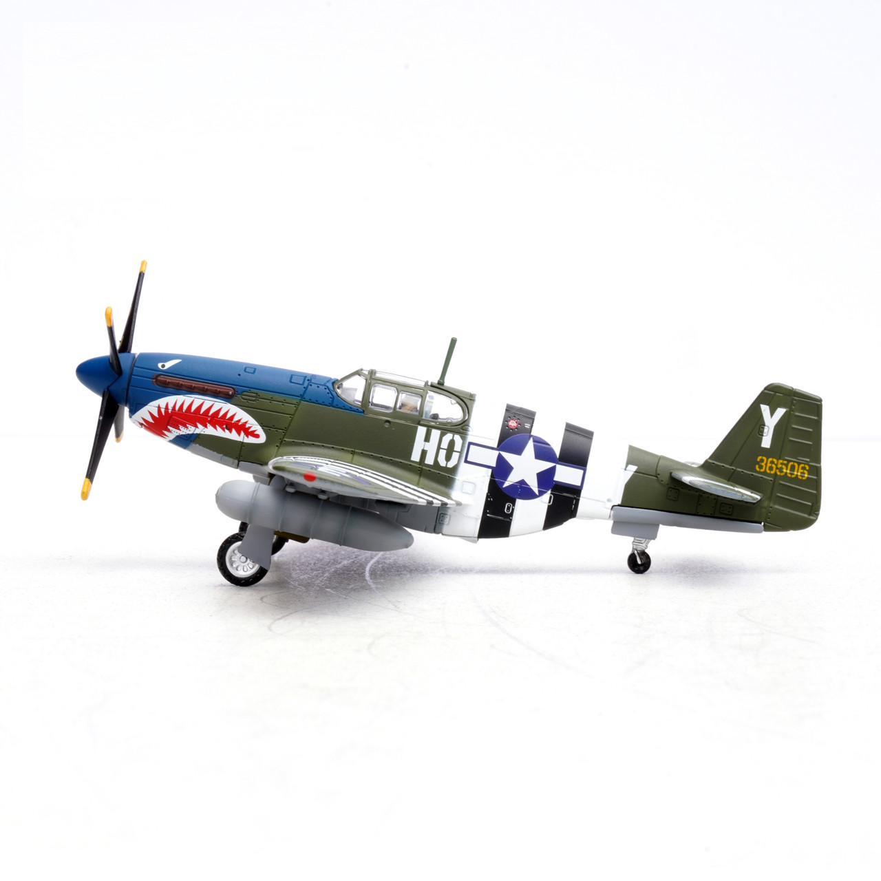 Legion P-51B Mustang - John Bennett, 487th Fighter Squadron, 352nd