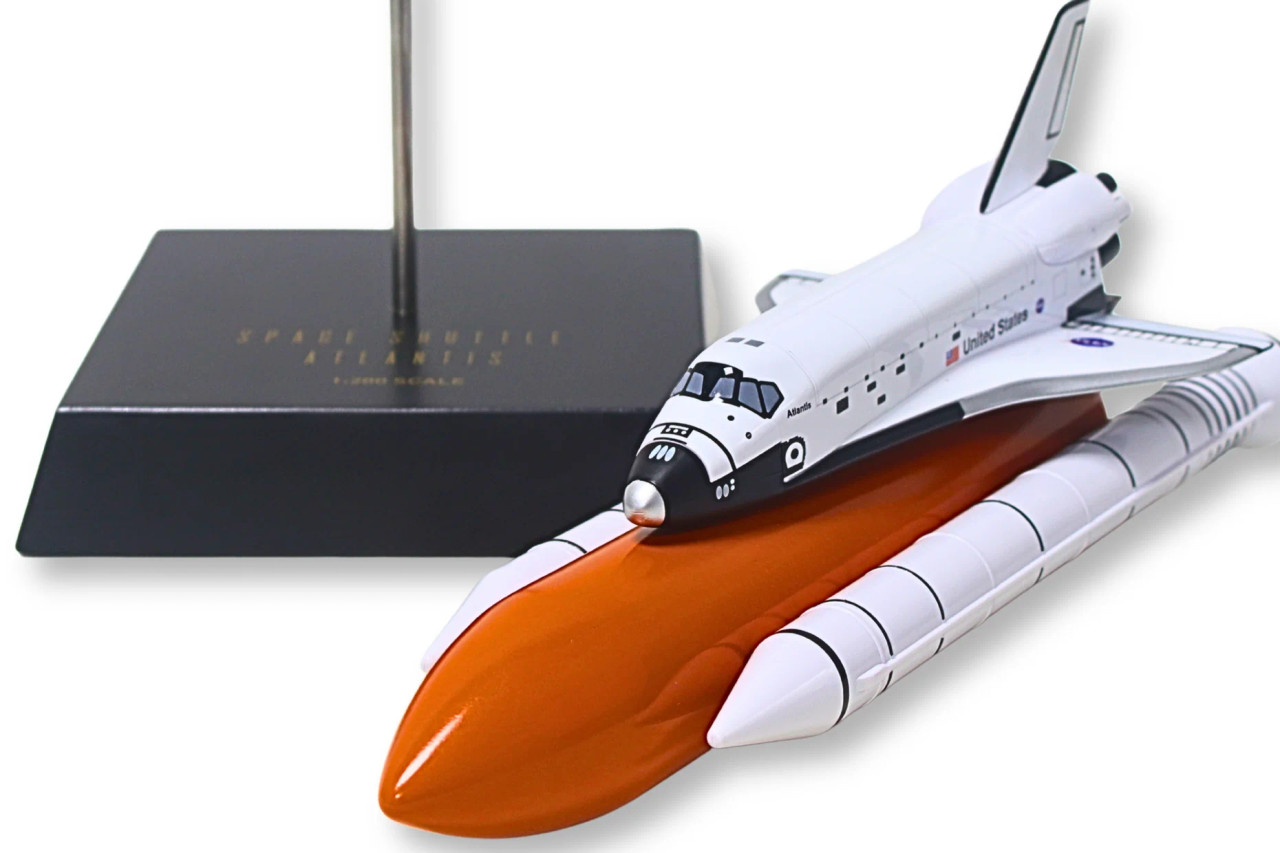 Space Shuttle Atlantis Full Stack 1:200 Model – EXE4120 | Diecast