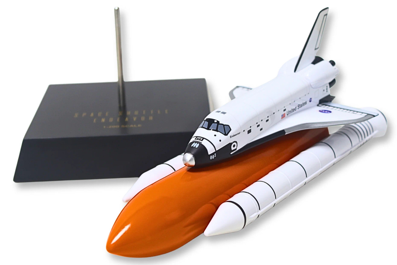 Space Shuttle Endeavour Full Stack 1:200 Model – EXE5120 | Diecast