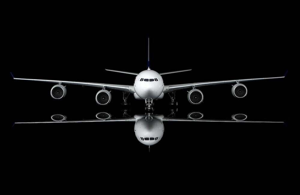 SQ Wings Singapore Airlines A340-500 Reg: 9V-SGD L2177 Scale 1:200